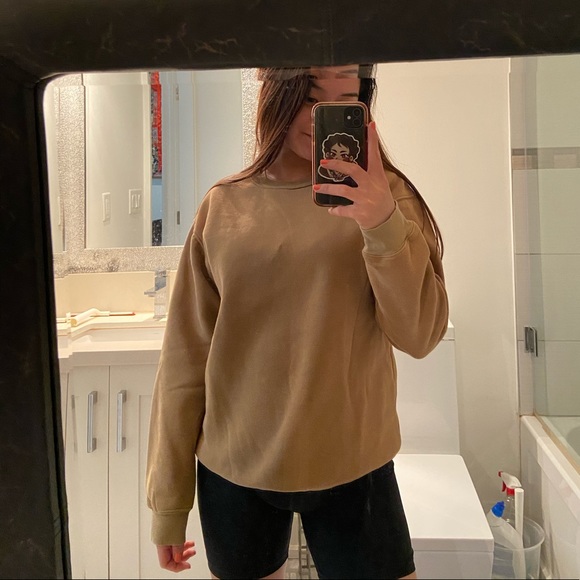 Crewneck - Picture 2 of 2